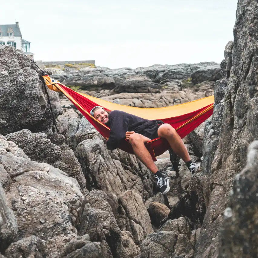 Casambu hamac original ticket to the moon rouge bourgogne-jaune