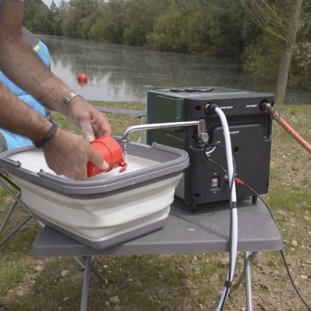 Kampa_Geyser_chauffe_eau_portable_4