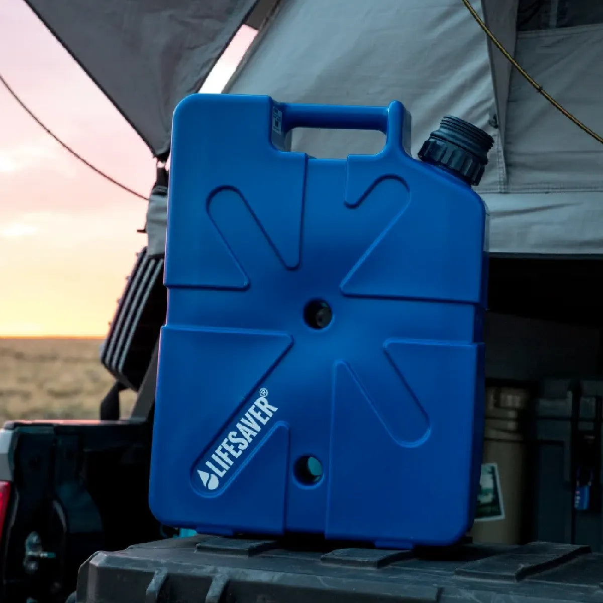 Casambu_Lifesaver_Jerrican_Reserve_d_eau_Purificateur_18.5L_Bleu_fonce