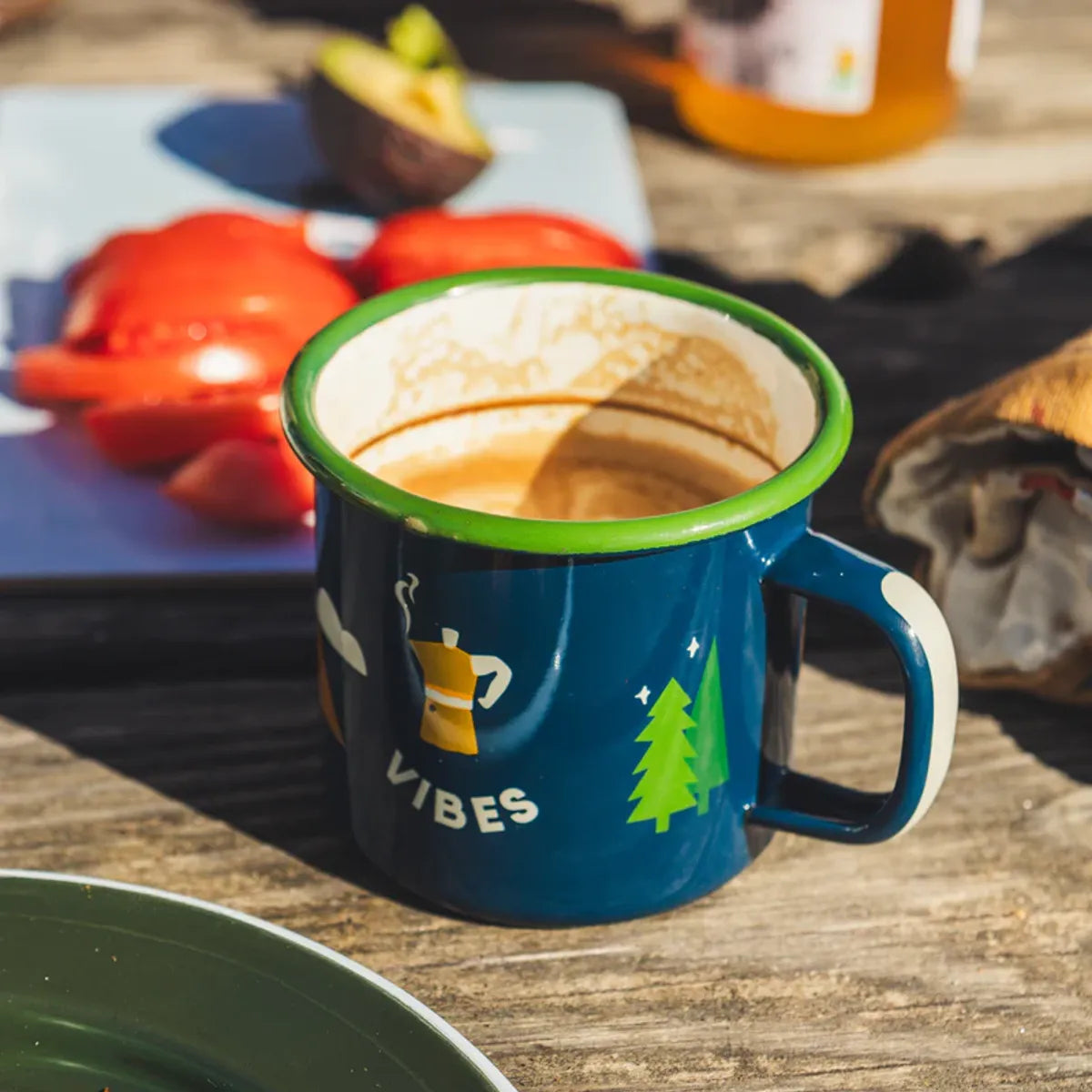 Roadtyping_Tasse_emaillee_CampVibes_2