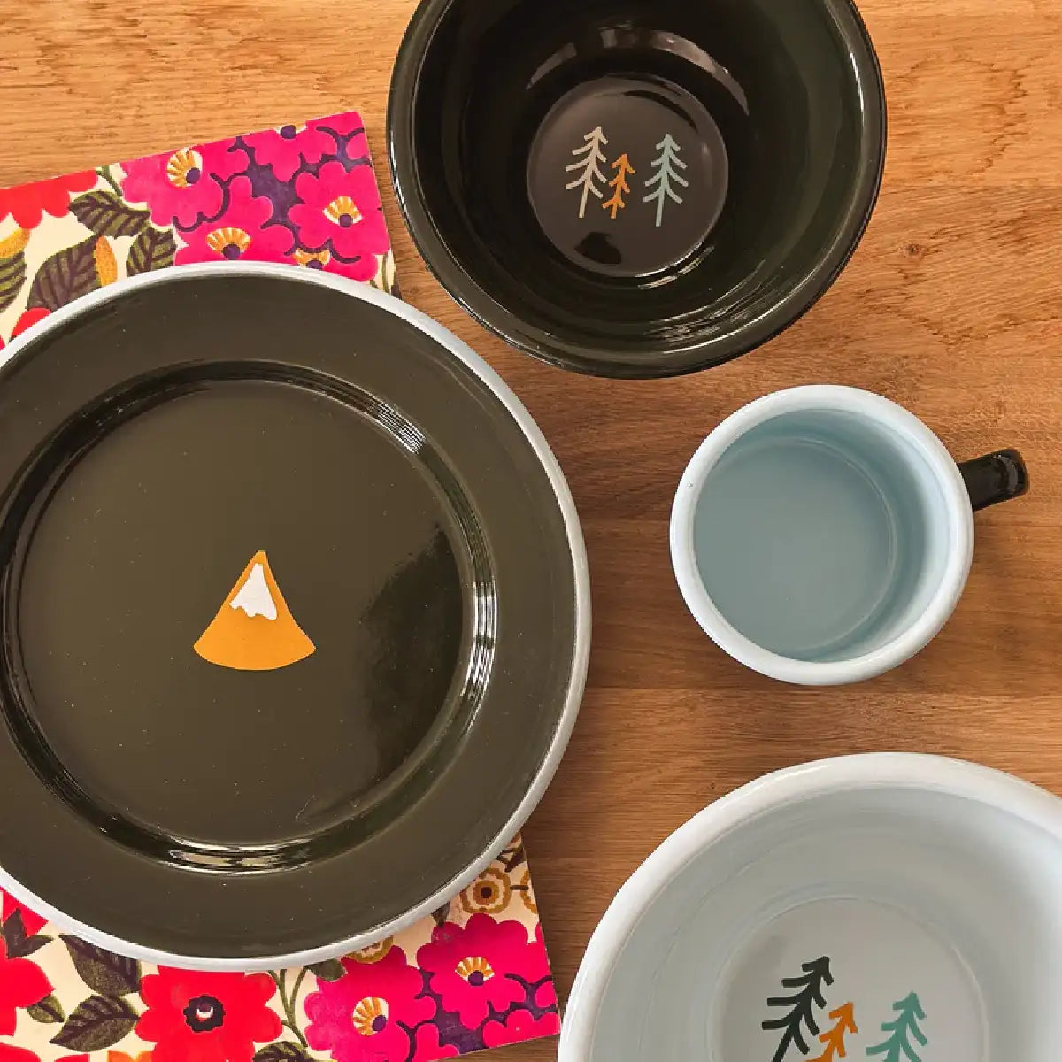 Casambu_Roadtyping_Vaisselle Email_Montagne