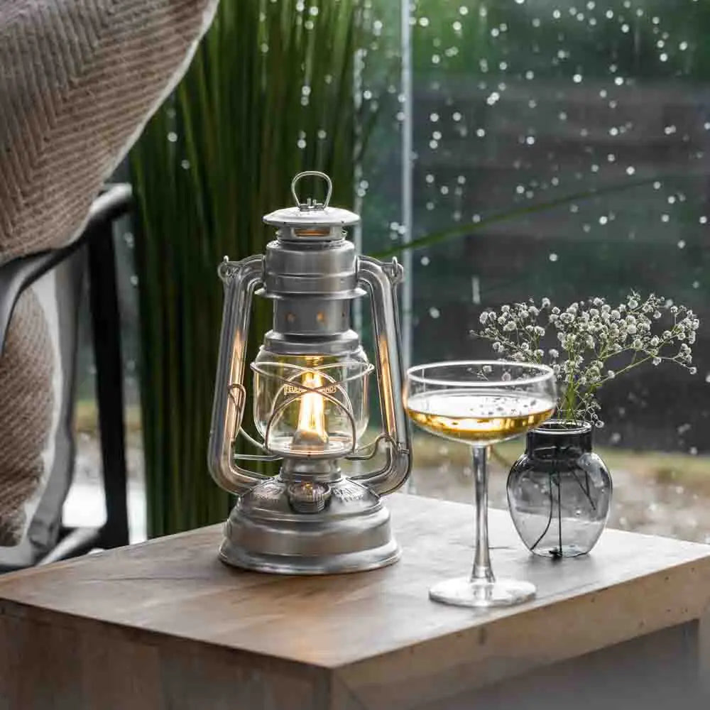 Lampe tempête-Baby Special 276 LED-Zinc-FEUERHAND_2