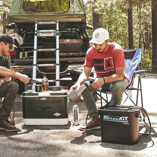 douche_autonome_portative_batterie_noir_Rinsekit_Pro_RINSEKIT_8