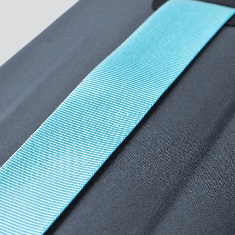 Réservoir d’eau pliable-Expedition-8L-noir et bleu-HYDROFLASK_11