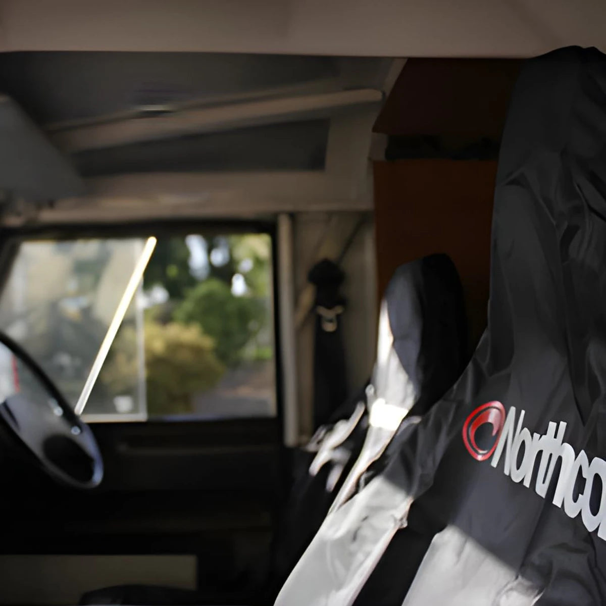 Northcore_Seat-Cover-Van-Car_Black_Product-2