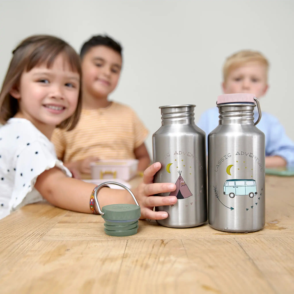 LÄSSIG Gourde en acier inoxydable pour enfants avec Sport Cup supplémentaire Anti-fuite/Bottle Stainless Steel Adventure Tractor LÄSSIG Gourde en acier inoxydable pour enfants avec Sport Cup supplémentaire Anti-fuite/Bottle Stainless Steel Adventure Tractor