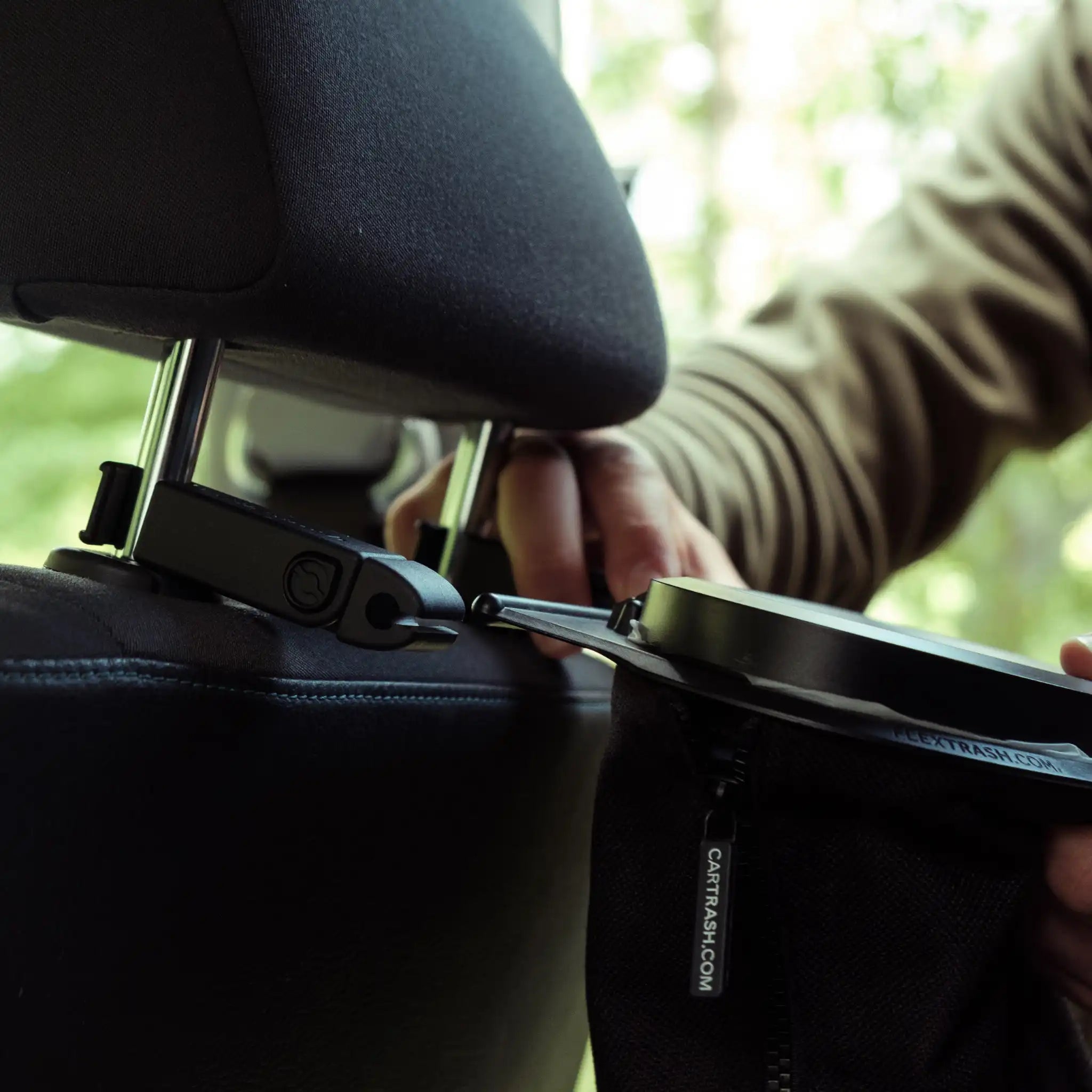 Poubelle de voyage-5L-Noir-FLEXTRASH_6