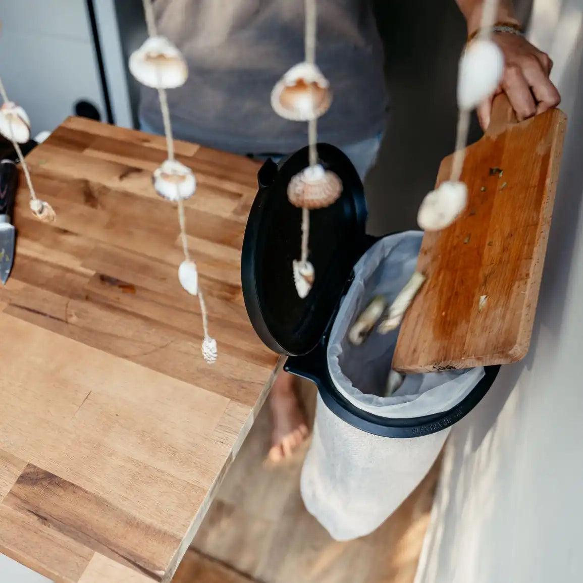 Poubelle de voyage-5L-Crème-FLEXTRASH_2