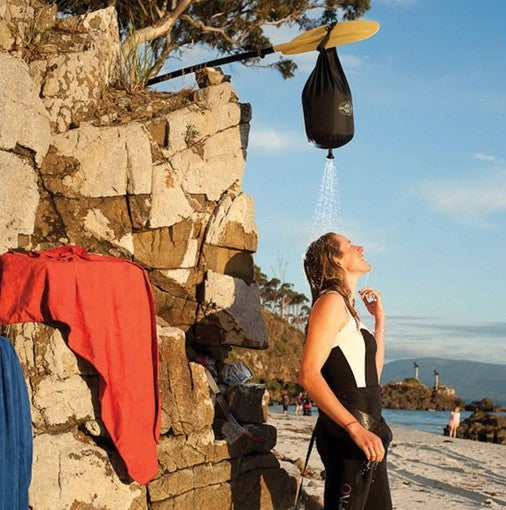 Douche solaire de poche-10L-noir-SEA TO SUMMIT_2